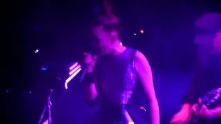 Garbage - Why Do You Love Me (live @ Izvestia Moscow 07/11/2012)