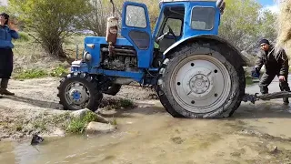 Трактор Т-40 в деле.Таскаем сено по склонам