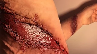 DIY Wound Halloween - WITH TOILET PAPER?!