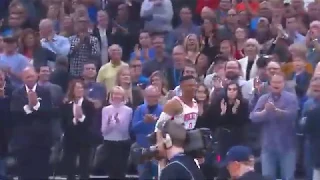 Russel Westbrook gets standing ovation from the Thunder crowd and video tribute in his OKC return!