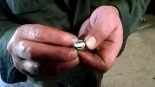 Start a fire w/ AA battery and Foil, Prison Tricks!