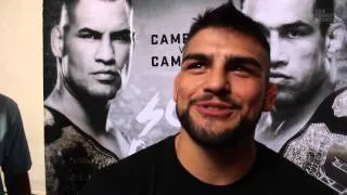 Kelvin Gastelum says he 'can't beat Weidman, Rockhold or 'Jacare''