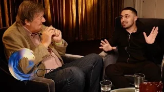 Bipolar: Adam Deacon & Stephen Fry on 'lifelong struggle’ - BBC News