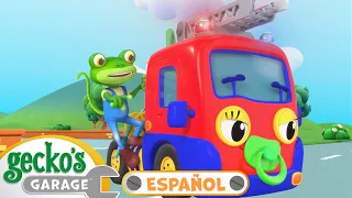 El Bebé Camión de Bomberos 🚒 |🐸 Garaje de Gecko | Carros para niños | Vídeos educativos