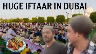 HUGE ROADSIDE IFTAR IN DUBAI | CHICKEN PULAO, CHICKEN MANDI, JUICES, WATER, DATES, SOUP