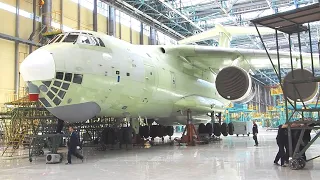 Сборка военно-транспортных самолетов Ил-76 России