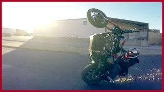 HARLEY DAVIDSON CRASH Stunt CRASH Wheelie MOTORCYCLE ACCIDENT 2015