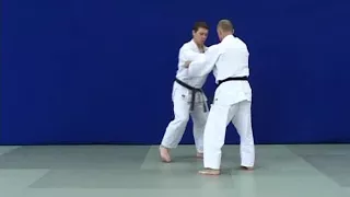 Nage waza – hiza-guruma (judo, 5 kyu).