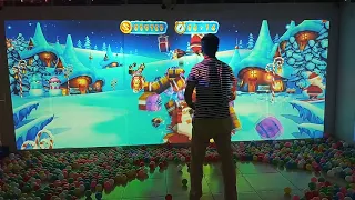 AR hitting 3D interactive wall projection smash ball games