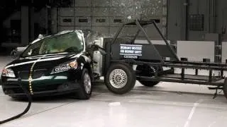 2006 Pontiac G6 side IIHS crash test