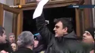 У Львові активісти захопили ОДА. Губернатор Сало звільнився