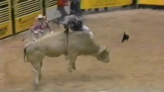 Tuff Hedeman's Wreck on Bodacious (extended version)