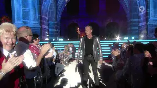 Johnny Logan - Hold Me Now (Musikantenstadl - Das Erste HD 2015 jun27)