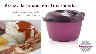 Arroz a la cubana con Tupperware en el microondas