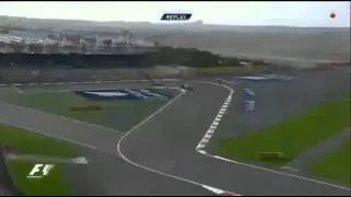 F1 Bahrain GP 2013 - Webber and Hamilton After Webber Pits