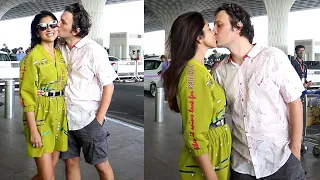 LIPLOCK💋Shriya Saran Openly Kiss Husband In Public @ Airport Snapped By Media