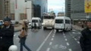 Brussels traffic disrupted by dairy farmer demo - raw video by EUX.TV