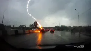 Молния ударила в автомобиль. Новосибирск, Бердское шоссе, 15.09.2019