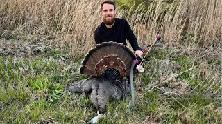 FULFILLING A LIFE LONG GOAL! **Shooting A Turkey With My RECURVE**