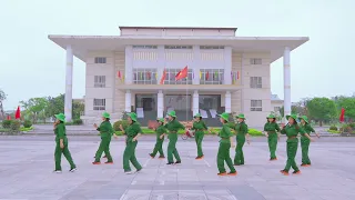 Shuffle dance “Đường trường Sơn xe anh qua”