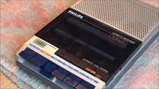 1982 Philips D6620 Cassette Recorder