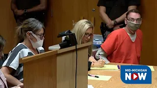 Ethan Crumbley's Parents denied lower bond; James and Jennifer Crumbley charged in school shooting