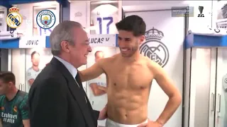 Florentino Pérez baja al vestuario a felicitar a los jugadores