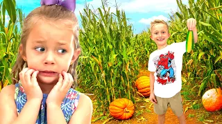 Lost in a Corn Maze At The Pumpkin Patch!