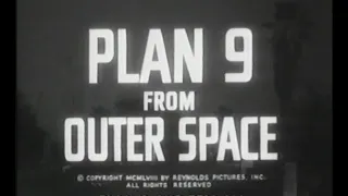 Plan 9 From Outer Space - kompletter Film mit deutschen Untertiteln