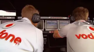 F1 Lewis Hamilton Crashes Japan 2010