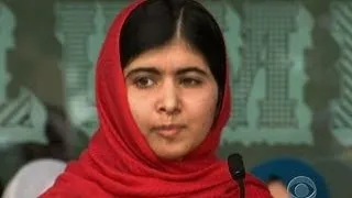 Malala opens library in England