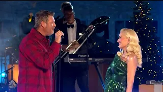 Gwen Stefani and Blake Shelton at the 90th Annual Christmas in Rockefeller Center, November 2022