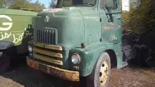 International Harvester IH R-180 Series CabOver Road Tractor