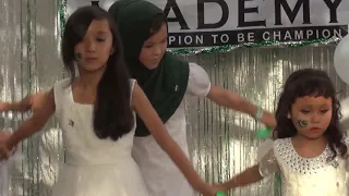 Aye Mere Watan Tez Qadam Ho | Hazaragi Tableau Dance by Students [HD]