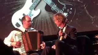 Duff Mckagan and Krist Novoselic Playing Sweet Child O' Mine