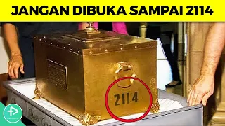 Ditemukan Kotak Misterius Untuk Tahun 2114  Dan Dibuka Ternyata Isinya Itu..