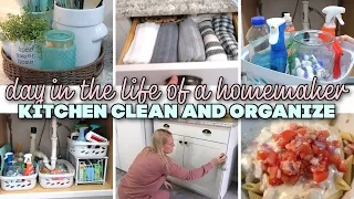 DAY IN THE LIFE OF A HOMEMAKER /  KITCHEN CLEAN AND ORGANIZE / COOK AND CLEAN