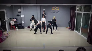 Wannabe itzy full dance practice cover by i-Queen fromThailand