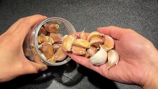 Only then did I realize that it is so simple to preserve garlic. It will not shrivel or germinate