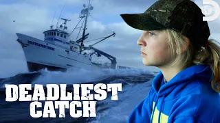 Sig's Daughter Takes Charge | Deadliest Catch | Discovery