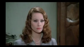 Claudine Auger dans Flic Story (1975) - toutes les scènes