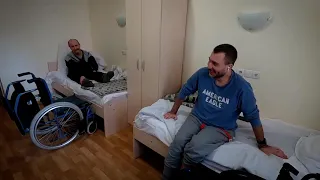 Зеленський та Моравецький відвідали українських воїнів у госпіталі