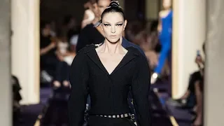 TOP 10 Mariacarla Boscono‘s VERSACE runway looks