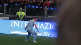 Paolo Belli esulta alla Ronaldo  Partita del cuore 2019 Torino