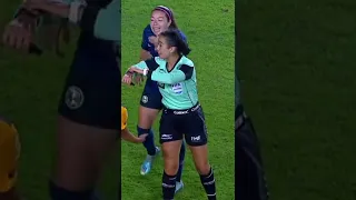 🤫👀¿QUÉ LE DIJO?🤫👀 Katy se calienta #shorts #viral #futbol #katymartinez #ligamxfemenil #america