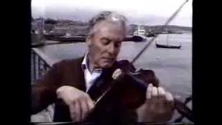 Shetland fiddle :Willie Hunter plays "The Cape Breton Fiddler's Welcome To Shetland"