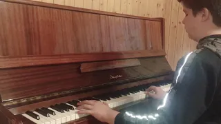 Красивая мелодия на фортепиано