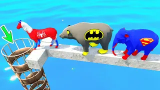 Superman ELEPHANT, Spiderman HORSE, Batman BEAR & Hulk COW dive into the water through a Pipe GTA 5