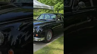 1967 Jaguar MK II Classic Car Drive By Engine Sound