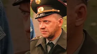 "Знаю я там по дороге.. одно место.. с офигенными циркулями!" ДМБ